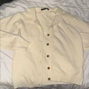 Brandy Melville Sweater (never worn)
